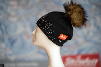 a black hat with a fur ball on the top SKIWELT