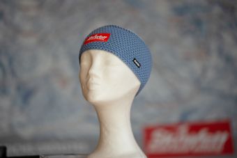 a mannequin head with a knit hat SKIWELT